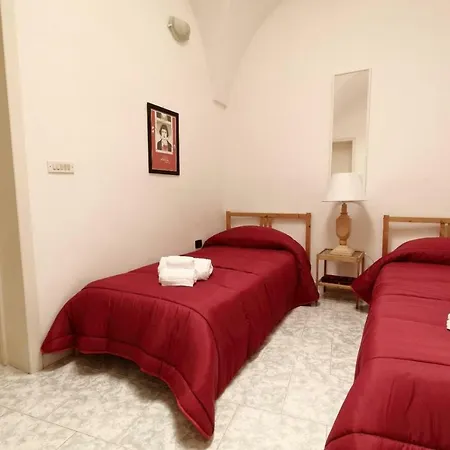 La Corte Di Amelie |sitcase * Lecce